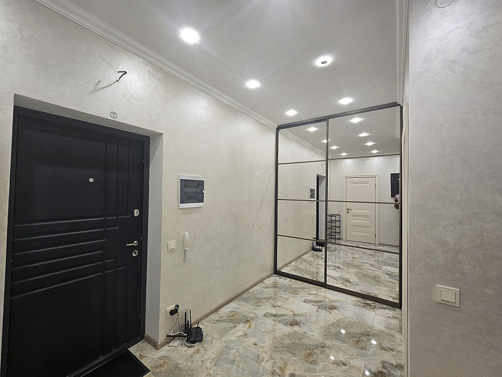 Здається 1 кімнатна біля ТРЦ" Токіо".Світло не вимиквють!!! Ужгород - зображення 3