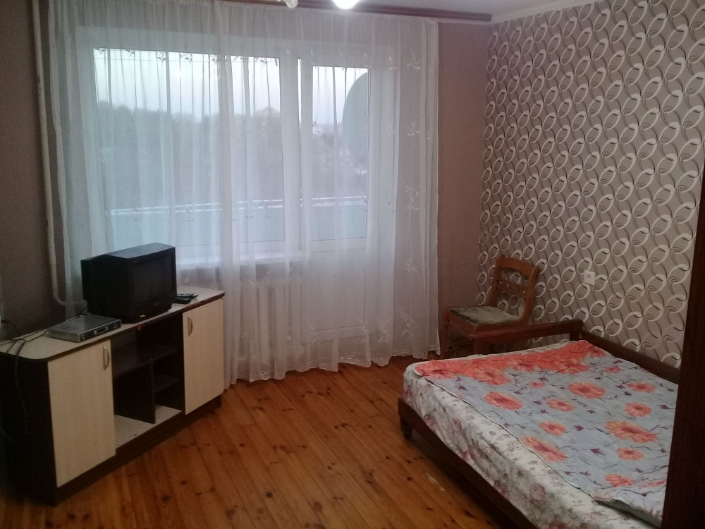 Здам однокімнатну р-н Болгарбуд Звягель - изображение 3