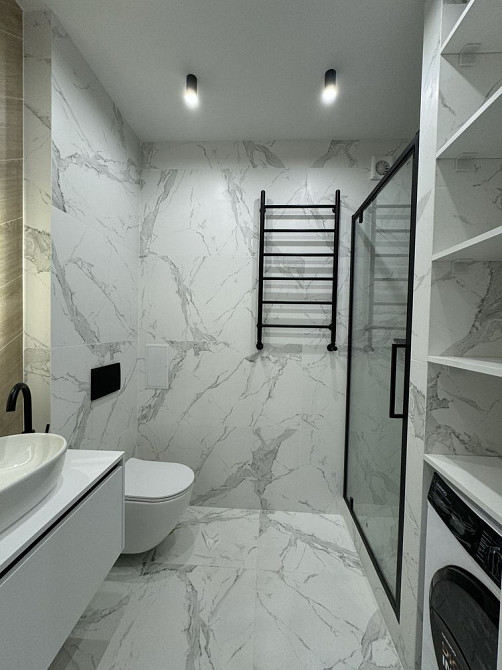 Продаж шикарної 1-но кімнатної квартири з кухнею-студією. Центр Івано-Франківськ - зображення 8