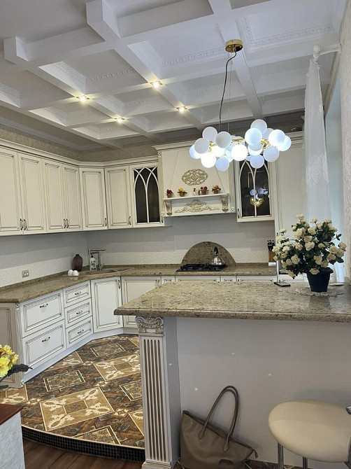 Продам VIP квартиру Кропивницький - зображення 1