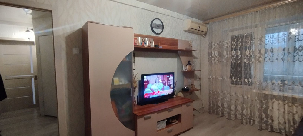 Продам 2 комнатную квартиру на ЧЕРЁМУШКАХ Кам`янське (Запорізька обл.) - зображення 1