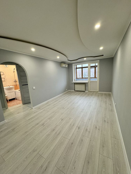 3 кімнатна квартира на Проспекті, р-н Спорттовари Черновцы - изображение 1