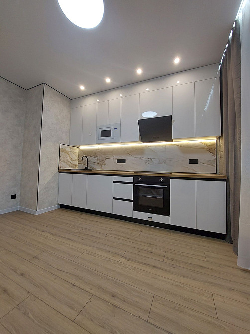 Продам Свою 53-Жемчужина 2-Квартира 60м Свежий качественный ремонт Лиманка - изображение 1