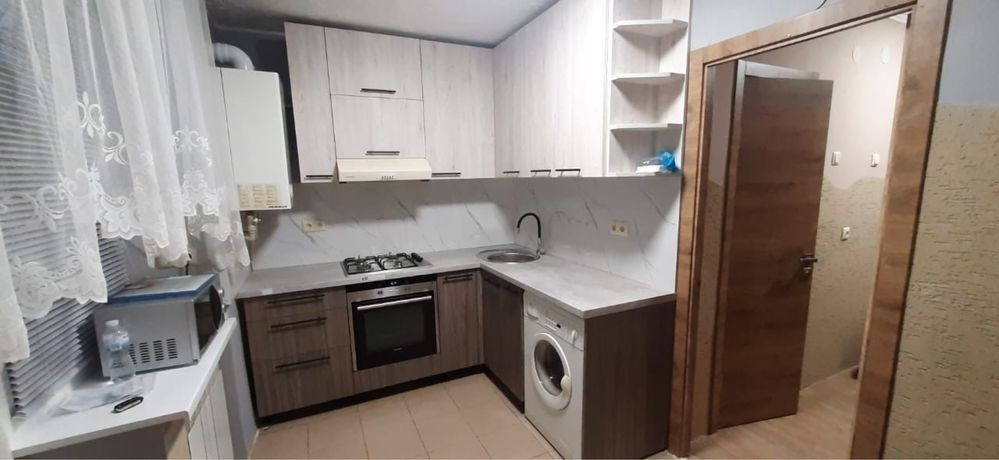 Продаж 1 кімнатної квартири вул.Бородіна,4 розвинута інфраструктура Ужгород - зображення 2