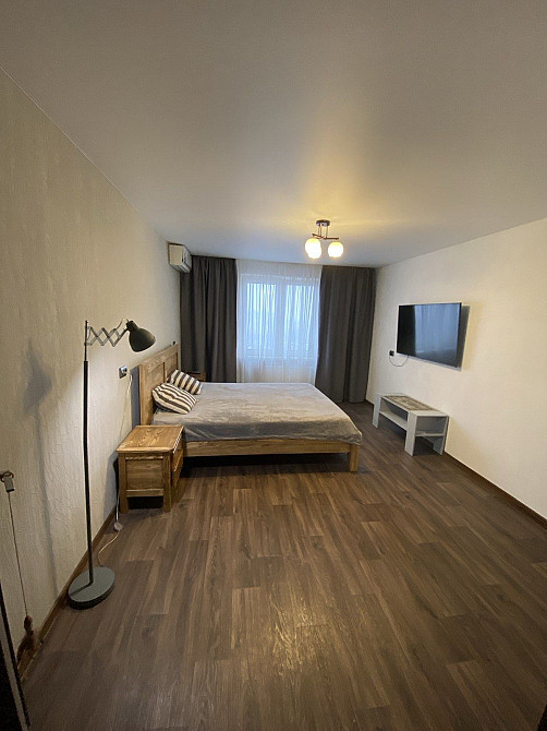 Сдається 1 кімнатна Сергія Данченко 5 Київ - зображення 1