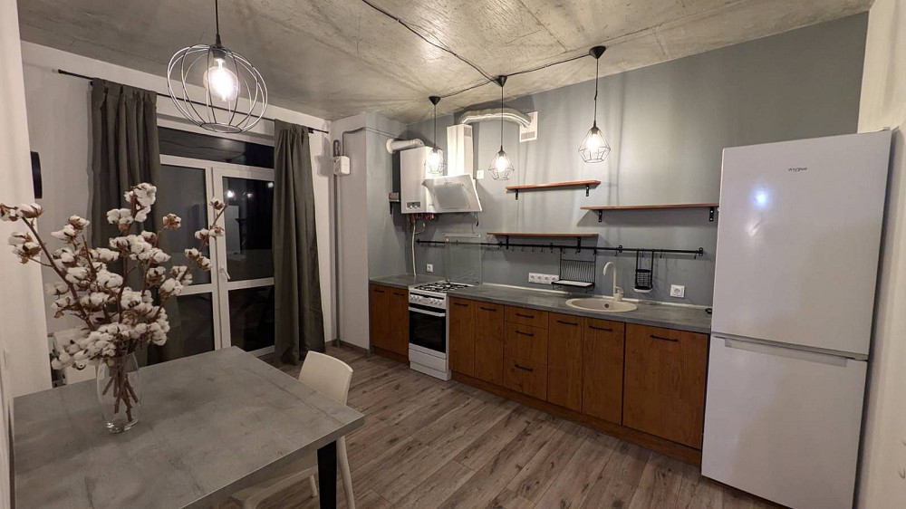 Оренда 2-х кімнатної квартири від власника вул. Під Голоском Львів - зображення 1