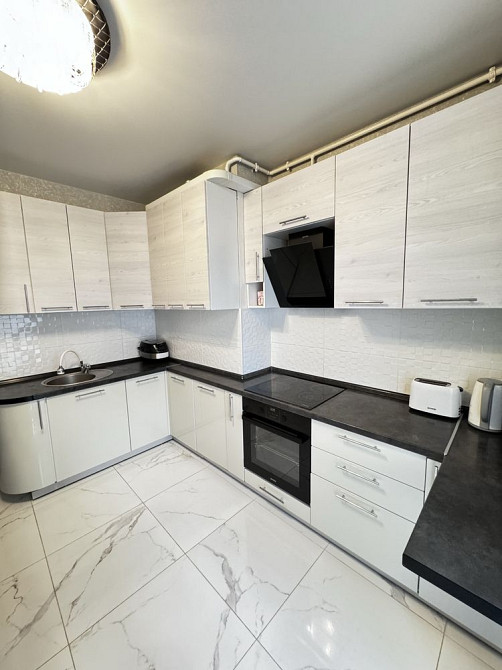 Супер локація !Трикімнатна квартира з новим ремонтом Ірпінь - зображення 3