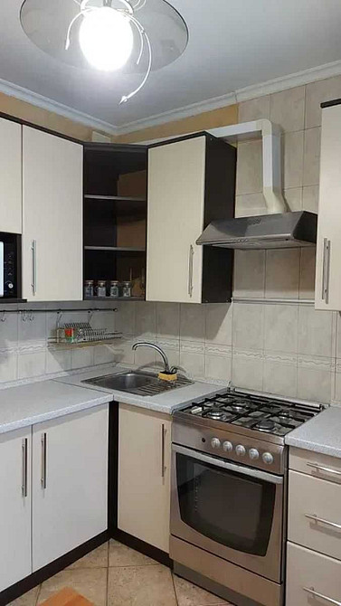 2к в х/с  2 ЭТАЖ  ГАЗ Демеевская, 5 м Голосеевская - 5 мин пешком! Киев - изображение 2