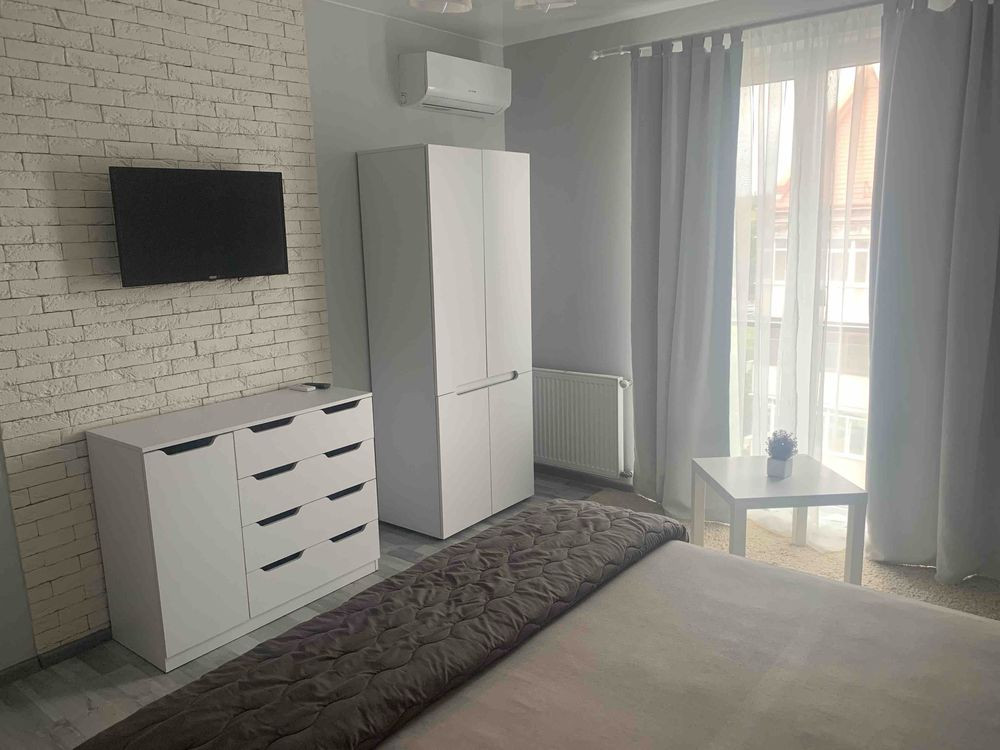 Оренда 1 кімнатної квартири вул. О.Хіри Ужгород - зображення 1