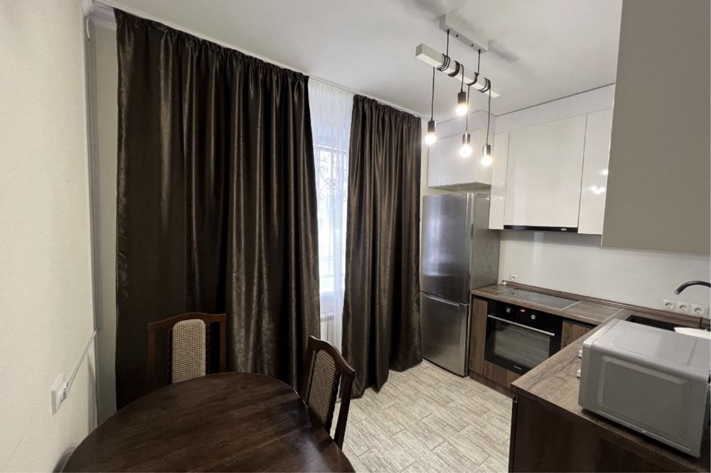 Реальная 2-к квартира на Алексеевке, Проспект Победы 72-а, м. Перемога Харьков - изображение 1