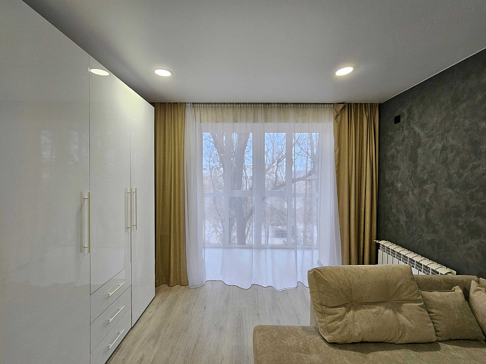 Сдается 1-комнатная квартира по ул. Украинская, после кап ремонта Кривий Ріг - зображення 4