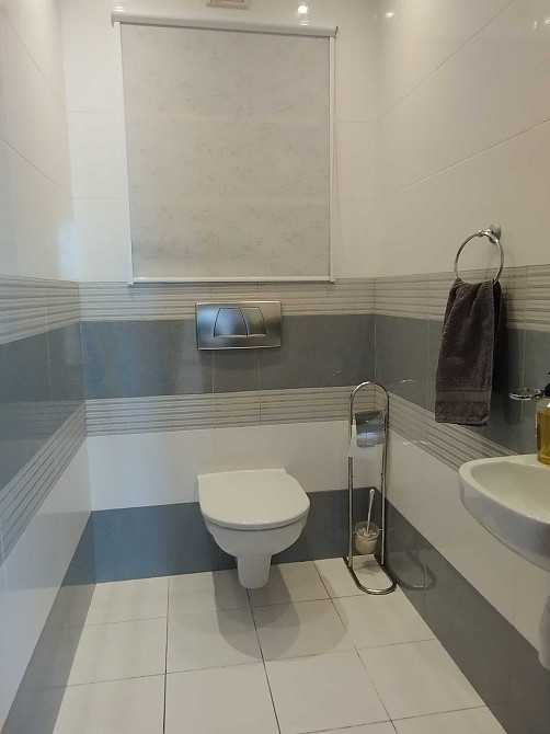 від ВЛАСНИКА  велика дворівнева 4-кімнатна квартира ,Метро Дарниця Київ - зображення 8