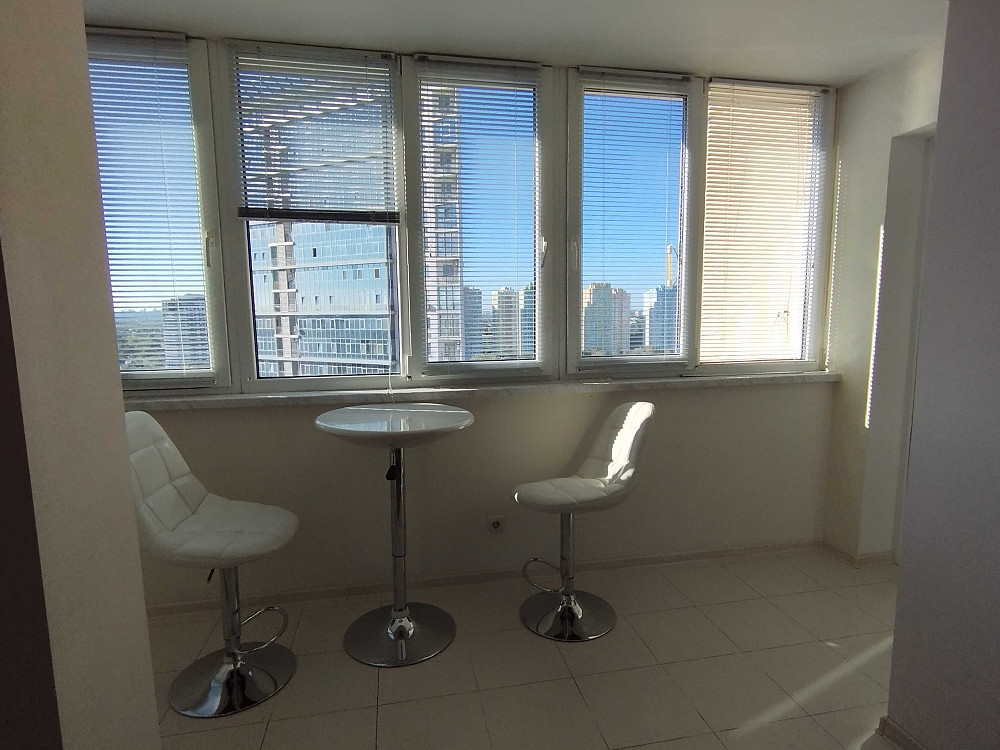 від ВЛАСНИКА  велика дворівнева 4-кімнатна квартира ,Метро Дарниця Київ - зображення 6