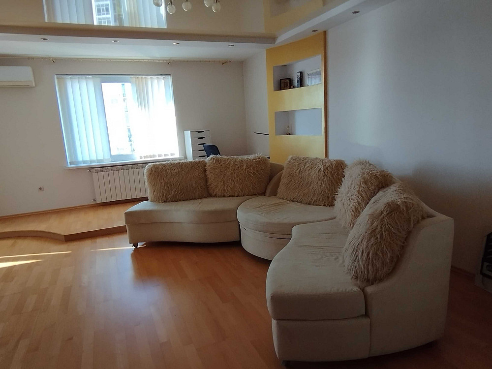 від ВЛАСНИКА  велика дворівнева 4-кімнатна квартира ,Метро Дарниця Київ - зображення 4