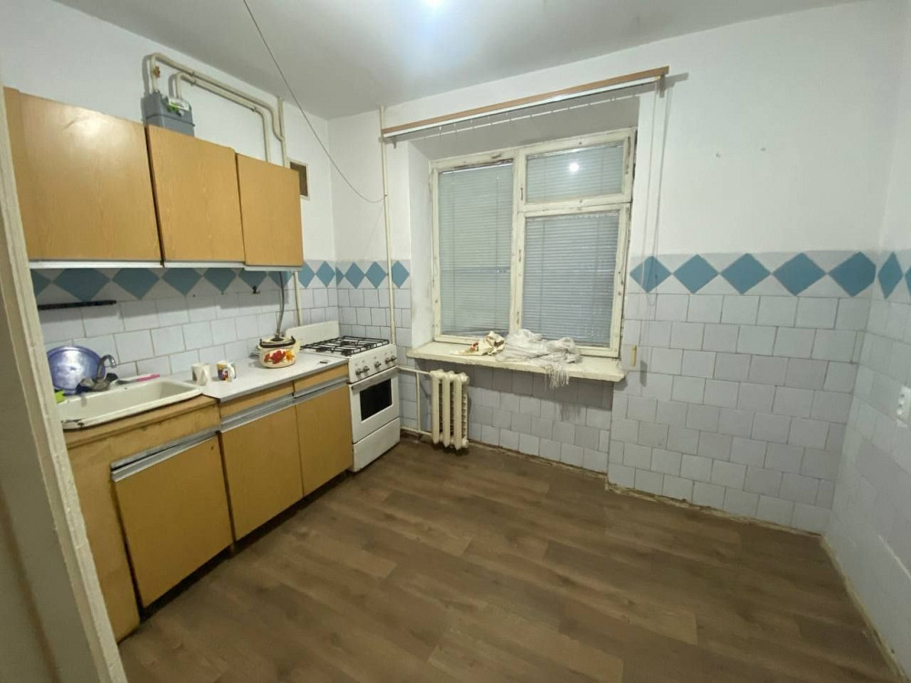 Здається 2 кімнатна квартира, без побутової техніки! Ровно - изображение 6