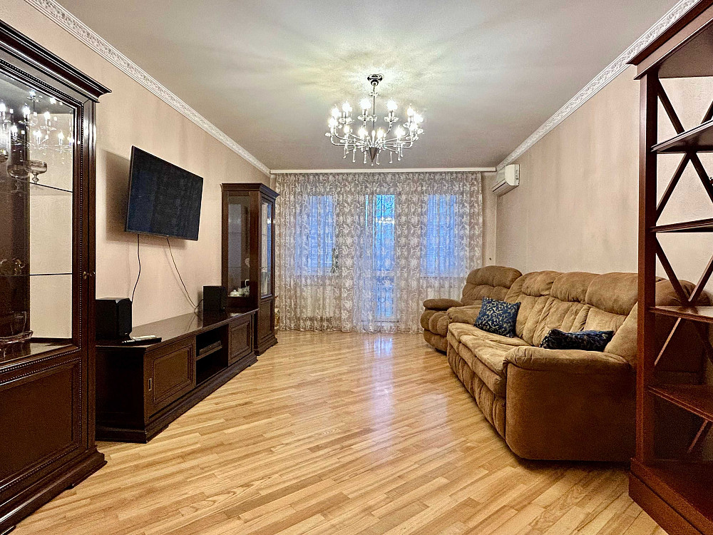 Оренда, вперше 3к квартира 120м2 на 4пов/25 ЖК Голосієво, м.Деміївська Київ - зображення 1