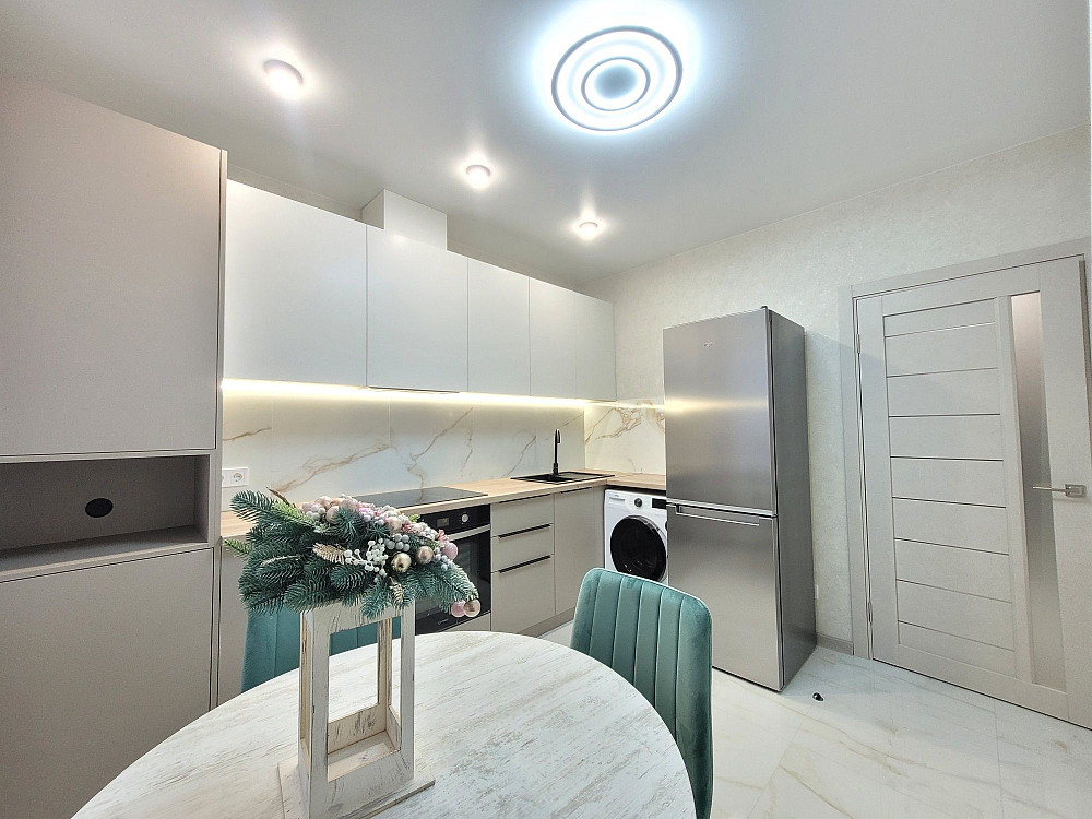 1к.Відродження/Лучеськ! 10/10ц, 40м2, Авт.оп! Ремонт, мебл.техніка! Луцк - изображение 2