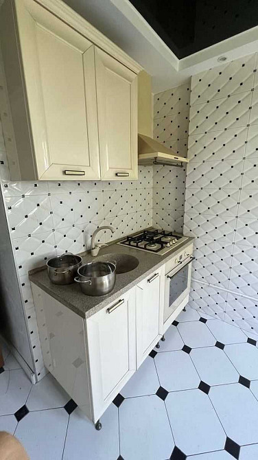 Пропоную реальну 3-х кімнатна квартиру Салтівка вул. Світла 10 Харьков - изображение 1