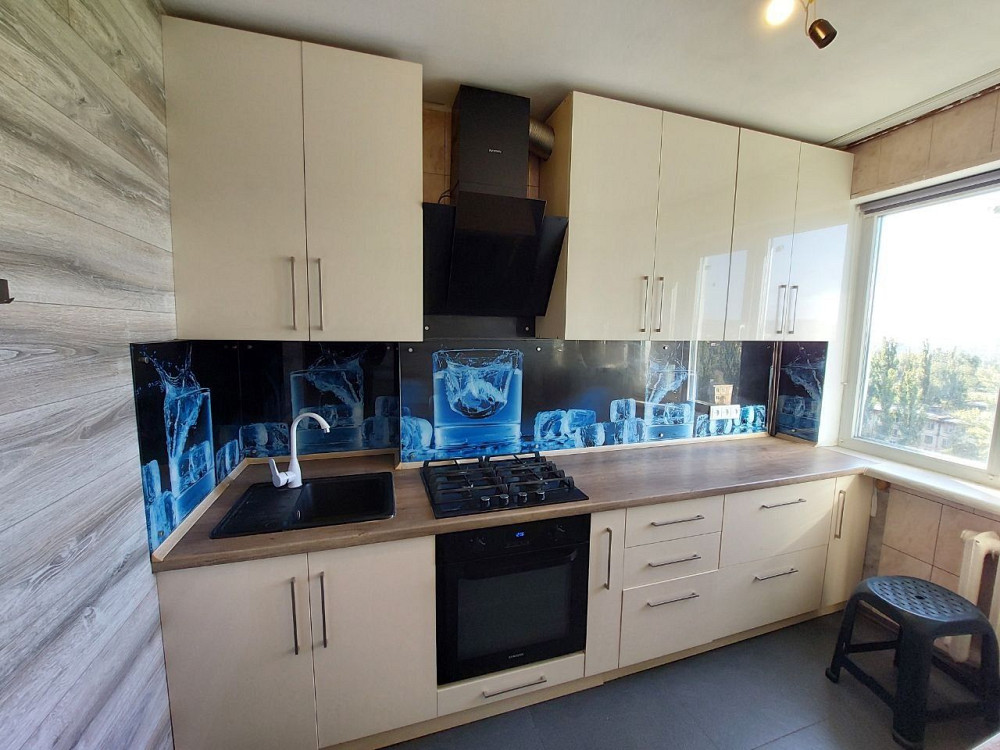 2 комн Центр Юбилейная,  пр. 200 лет Кривого Рога (Ювілейна 200 річчя Кривой Рог - изображение 1