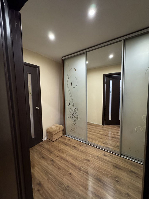 Сдам двухкімнатну квартиру . Хазяїн. 15 хвилин метро Почайна Київ - зображення 1