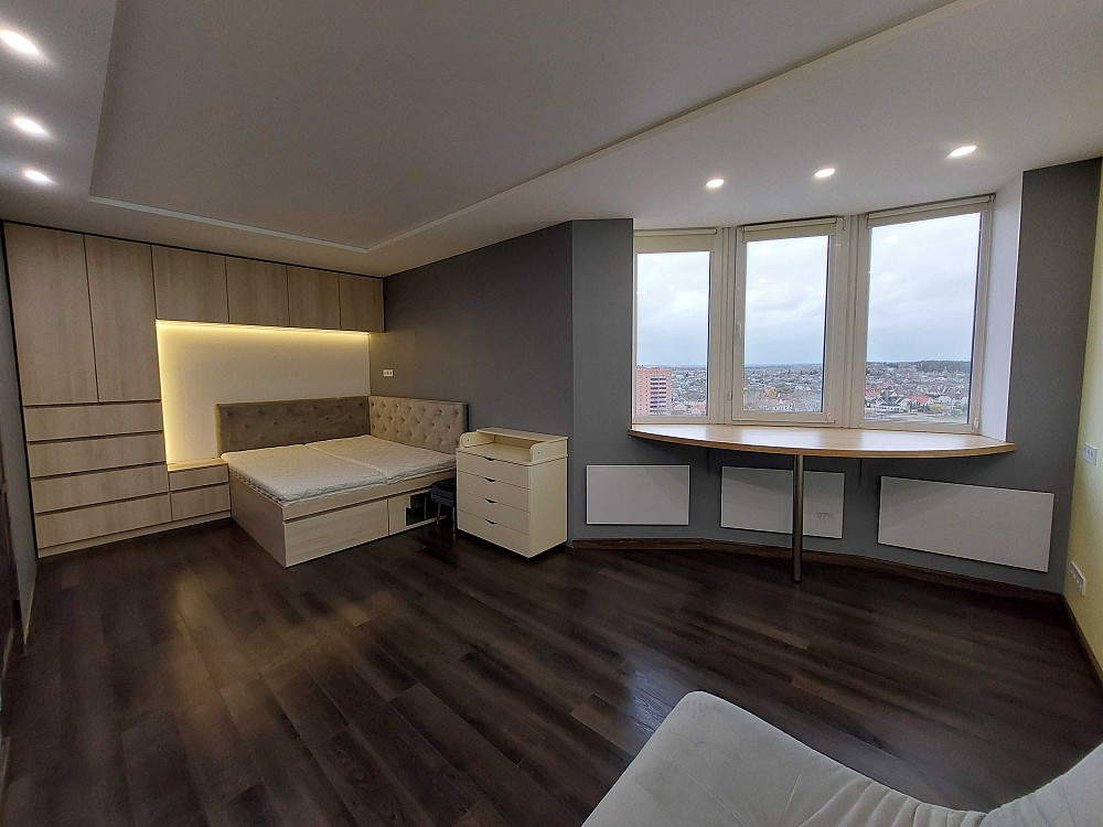 Терміново! Продам  2-кімнатну  видову квартиру з  сучасним ремонтом!!! Сумы - изображение 1