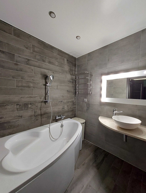 Терміново! Продам  2-кімнатну  видову квартиру з  сучасним ремонтом!!! Сумы - изображение 5