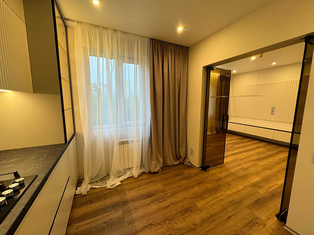 3-кімнатна квартира з ремонтом в затишному районі Києва Киев - изображение 2