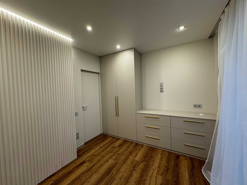 3-кімнатна квартира з ремонтом в затишному районі Києва Киев - изображение 3