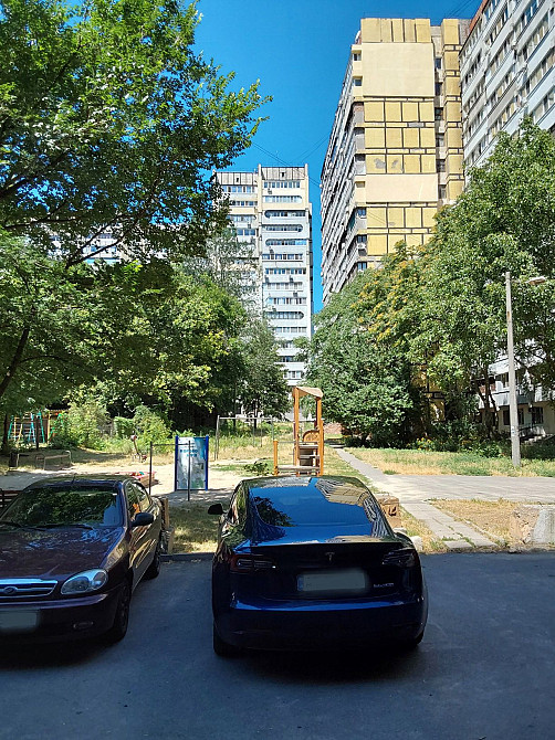 Продаю однокомнатную квартиру! Гостинка 40м2 Дніпро - зображення 3