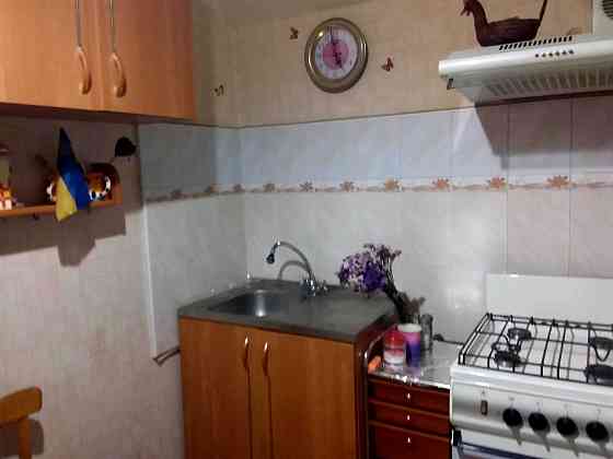 Лісовий  масив. Братиславська 36. Здам охайну 1 кім.кв, Газплита Київ