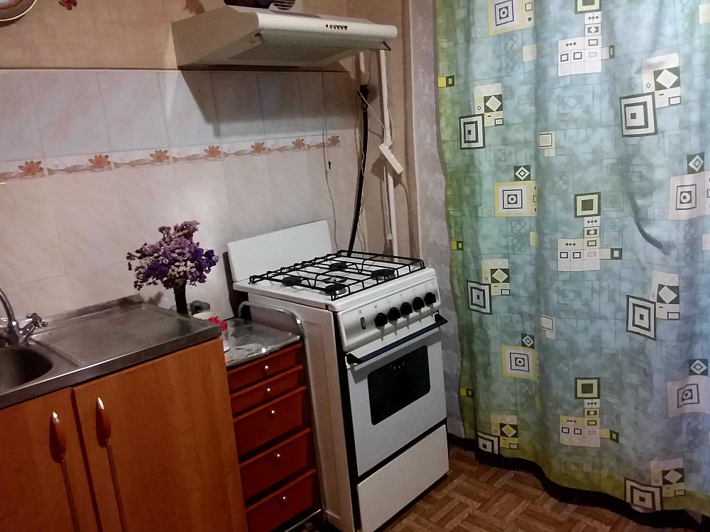 Лісовий  масив. Братиславська 36. Здам охайну 1 кім.кв, Газплита Київ - зображення 2