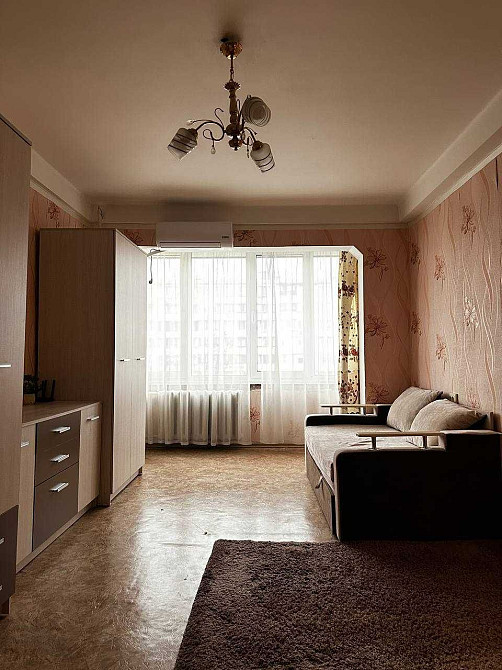 Деснянський р-н, Лісовий масив, Братіславська 38. Метро Чернігівська. Київ - зображення 1