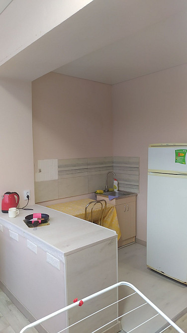 Сдам впервые 1 комнатную квартиру после ремонта рядом метро Харків - зображення 1