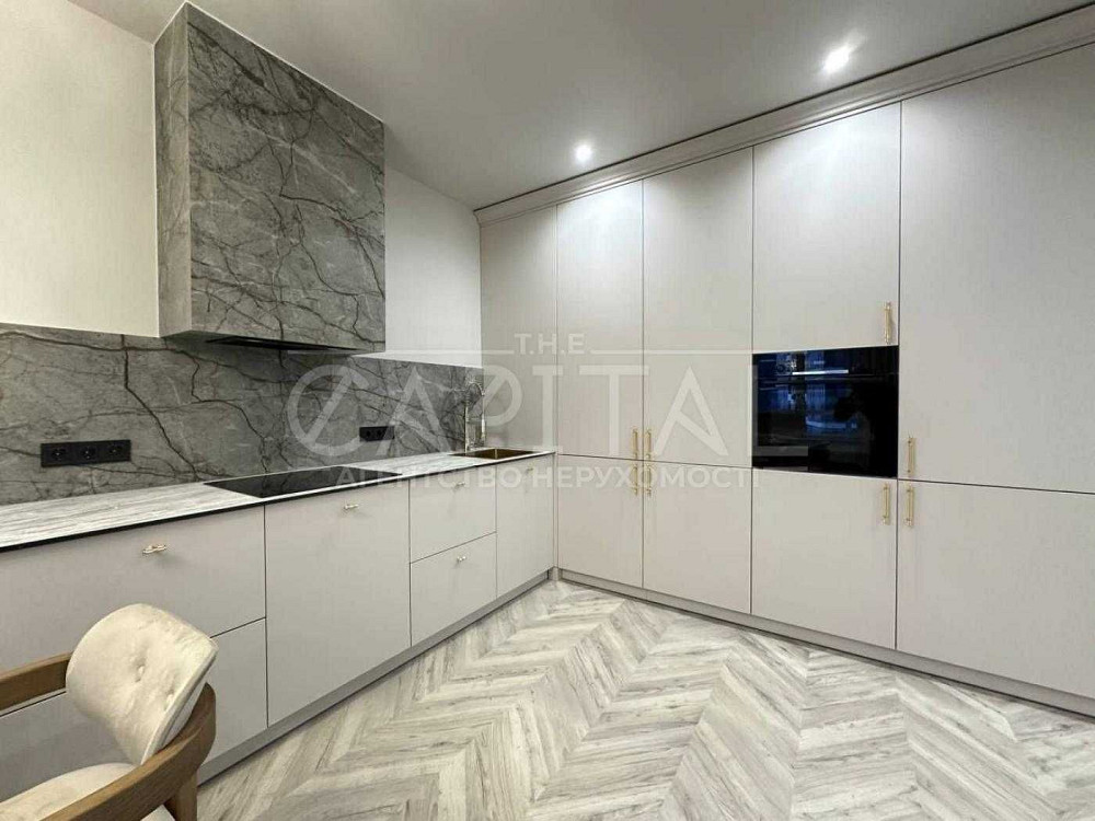 Оренда / Квартира
Київ, Печерський район, ЖК Новопечерська Вежа Киев - изображение 6