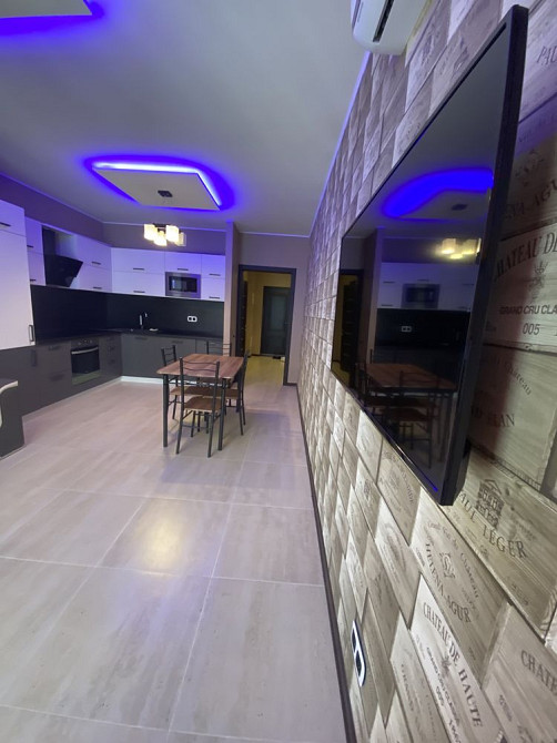 Сдам видовую, стильную 2 ком. квартиру-студию в ЖК "Зеленый Квартал"! Бровары - изображение 7