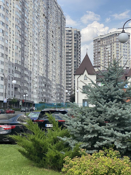 Сдам видовую, стильную 2 ком. квартиру-студию в ЖК "Зеленый Квартал"! Бровары - изображение 1