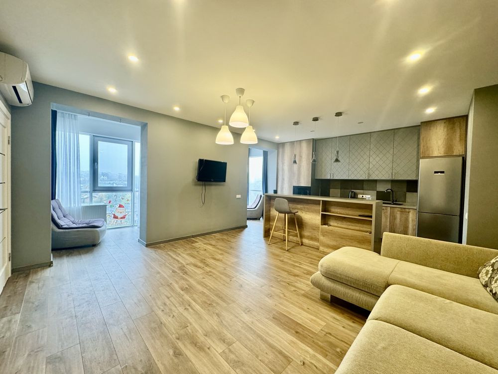 Продам 3 к.кв з ремонтом в новобудові в самому центрі 77 кв.м Дніпро - зображення 2