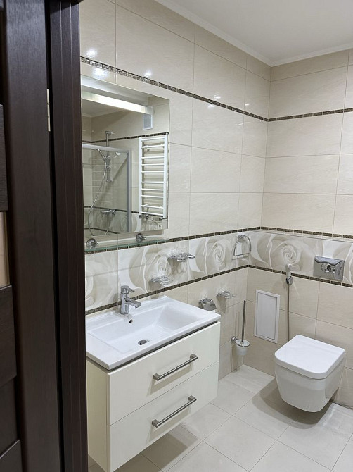 Однокімнатна новобудова в ЖК Набережний Квартал вулиія Чорновола Ровно - изображение 8