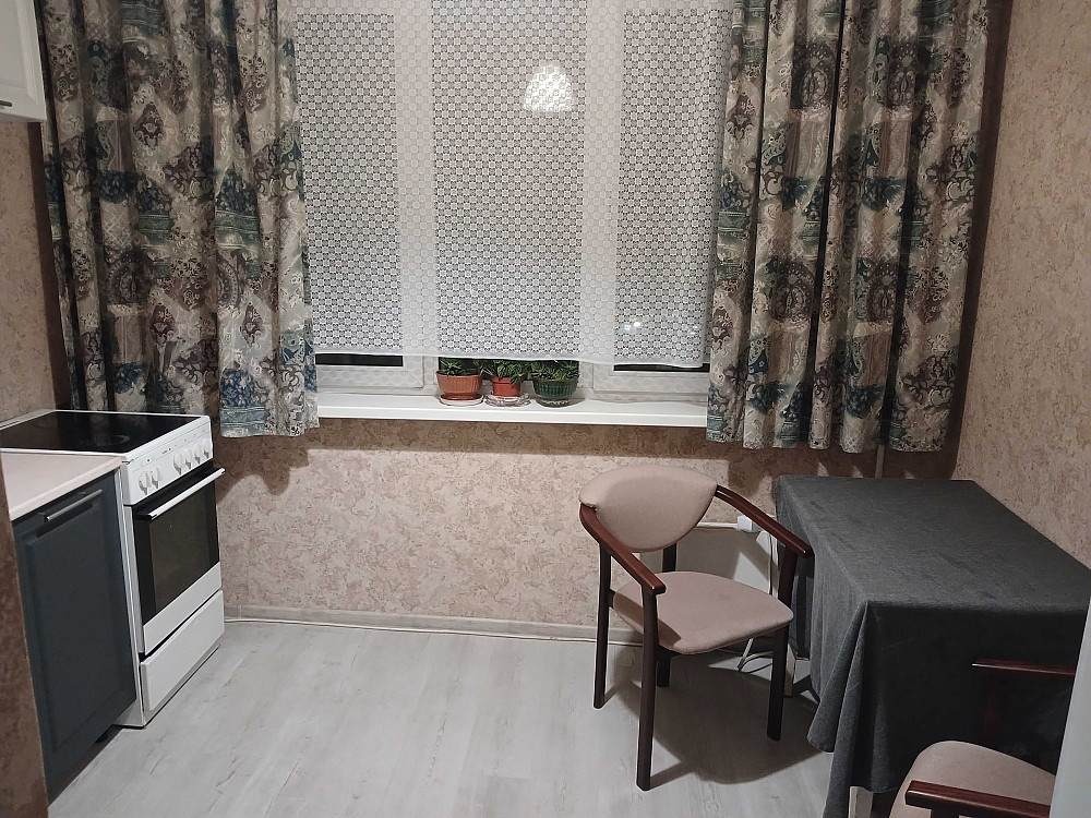 Здаю 3к-ру,просп.Червоної калини,8/В.Маяковського(Початок)! Киев - изображение 1