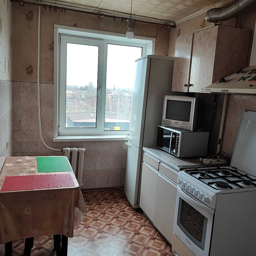 Оренда 2к квартири в ЦЕНТРІ міста! Кривий Ріг - зображення 3