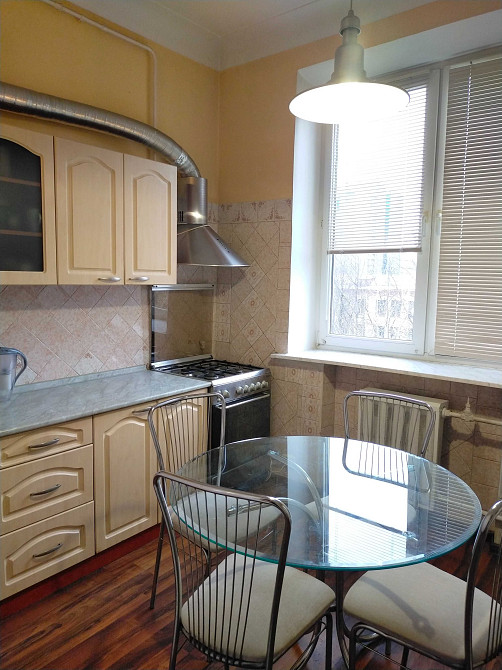 Аренда 2-ой квартиры бульв. Михновского 11 Киев - изображение 1