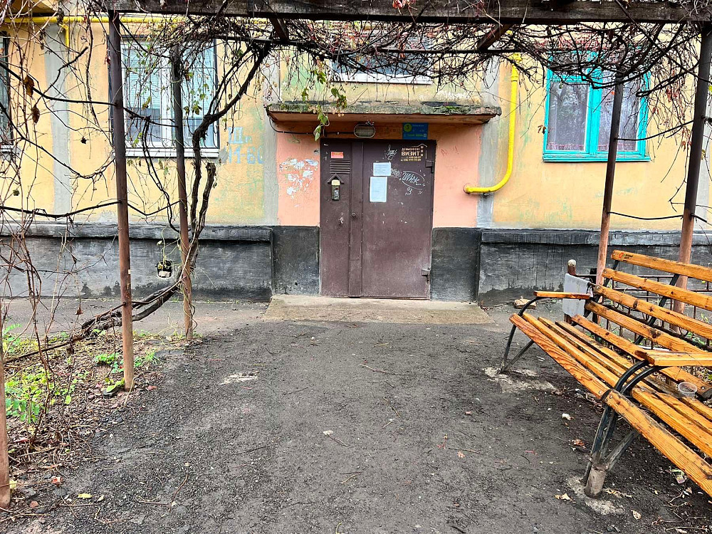 Продається 3-кімнатна квартира на 3 поверсі 5-ти поверхового будинку Кривой Рог - изображение 2