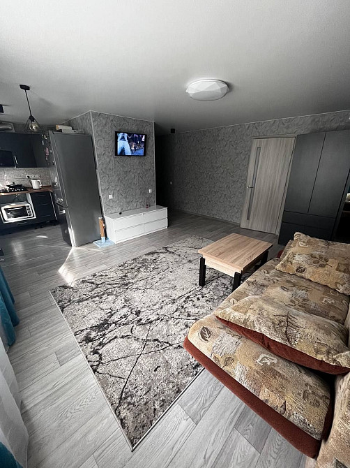 Продам 2 кімнатну квартиру від власника Кам`янське (Запорізька обл.) - зображення 1