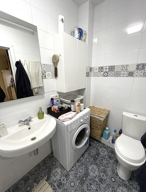 Продам 1 кімнатну квартиру 37 м2 в новому цегляному будинку Софіївська Борщагівка - зображення 1