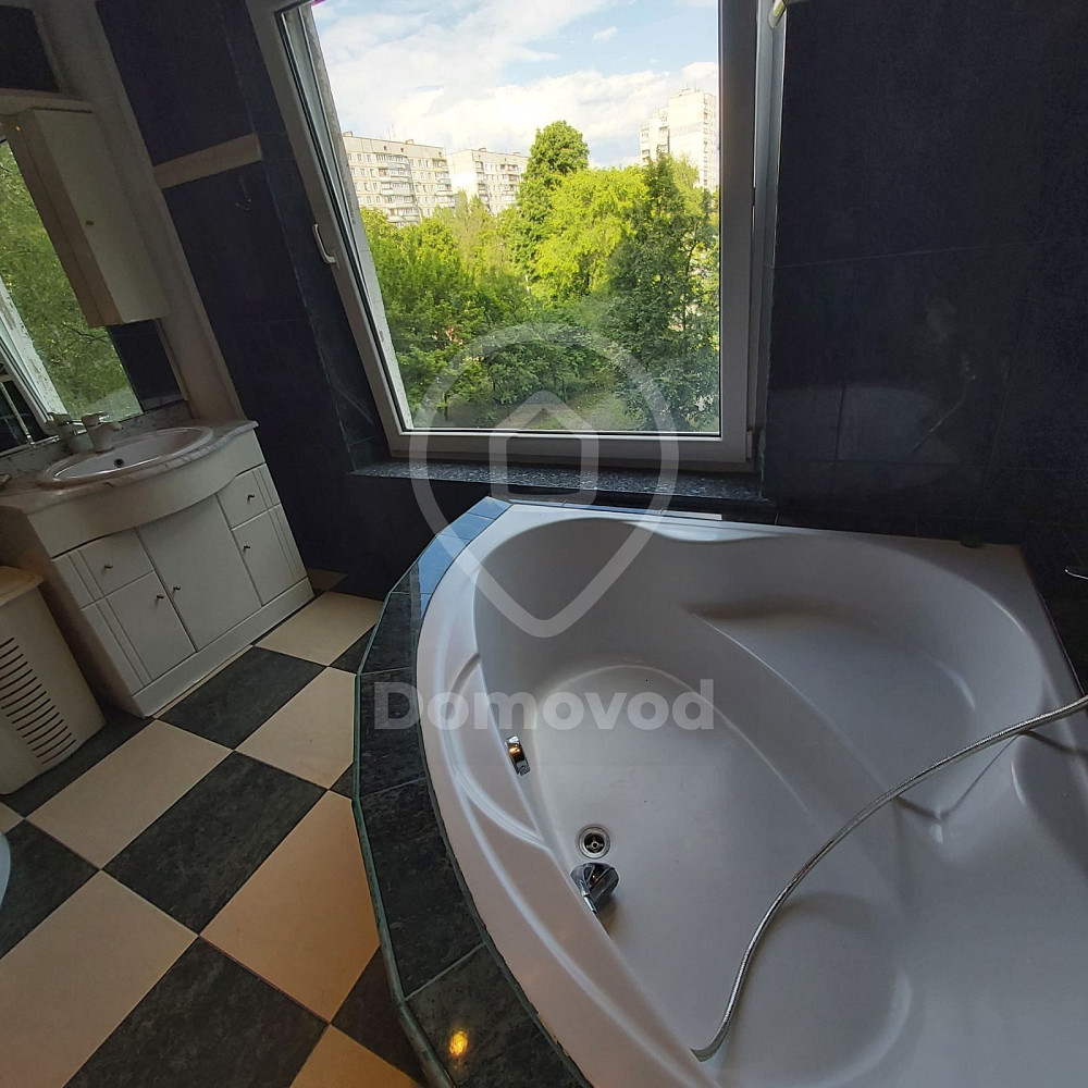 Сдам 4К-Кваритру, Стадион Металлист, м. Спортивная 7мин. шагом. Харків - зображення 3