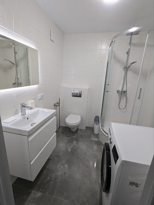 Перша оренда 2х в районі Автовокзалу Рівне - зображення 6