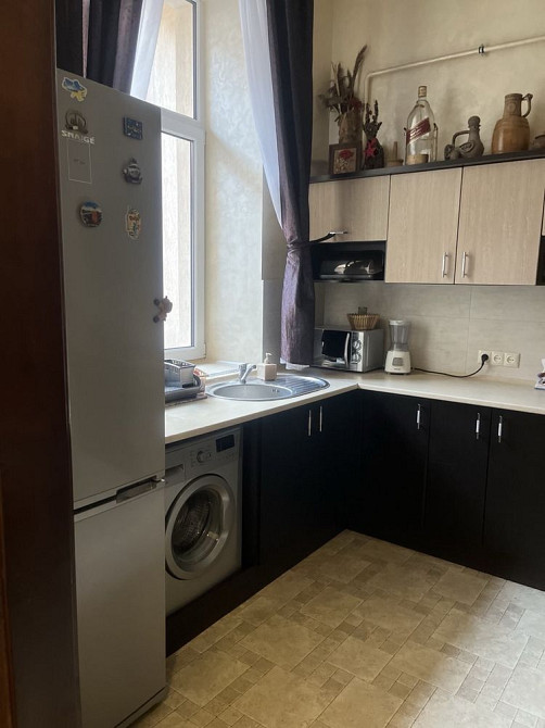 Довготривала оренда 2 кімнатна Личаківська112 Медінститут Котика 400$ Львів - зображення 3