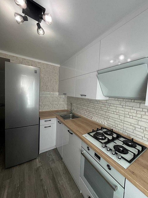 Продам красивую современную 2 к/к  в Соляных, остановка «Плавбассейн» Миколаїв - зображення 2