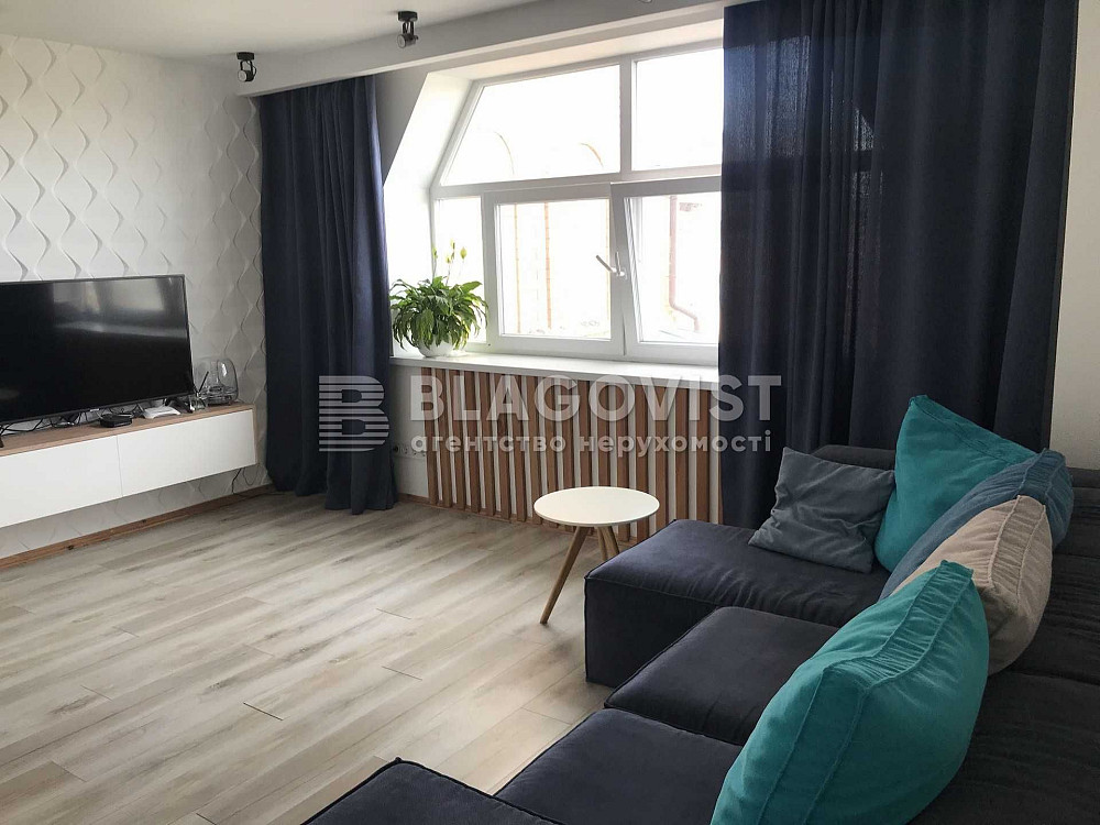 Продаю 1 ком видовую квартиру на Подоле Киев - изображение 1