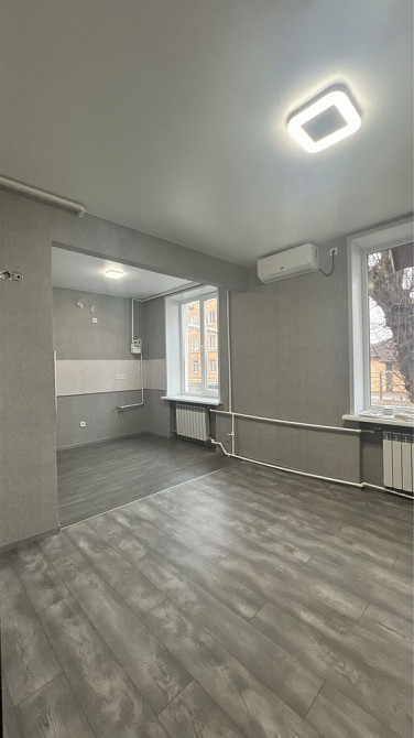 Продается 2х.ком.СТАЛИНКА ул.Святителя Василия Великого,Артем Кривой Рог - изображение 1